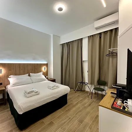 Domus House 4*