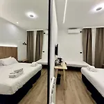 Domus House Pensjonat Rzym